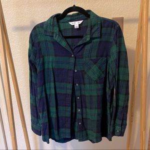 Old Navy • Classic Plaid Shirt